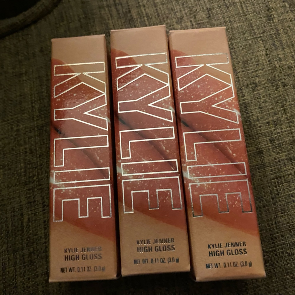 ❤️Host Pick❤️  Lot of Kylie lipglosses